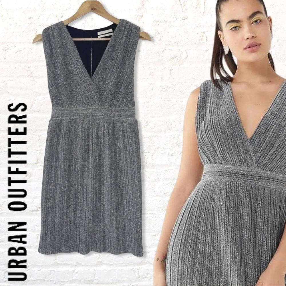 Urban Outfitters Womens Florence Metallic Mini Dress Size XS Silver Holiday NWT